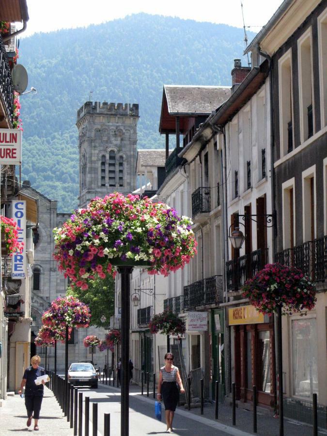 Appartement Proche Station Bagnères-de-Luchon Eksteriør bilde